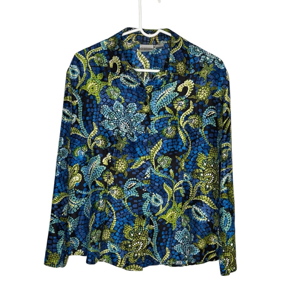 Chicos Size 2 (Reg 12) Multicolored Mosaic Turtle Print Button Front Silk Blouse